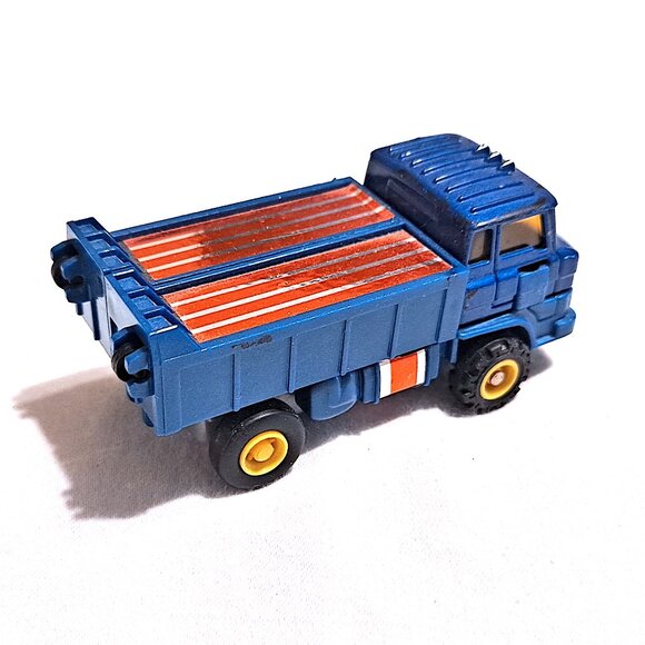 Vintage 1984 GoBot Toys Blue Dump Truck Robot and Red/Black Transformer Train - Picture 8 of 16
